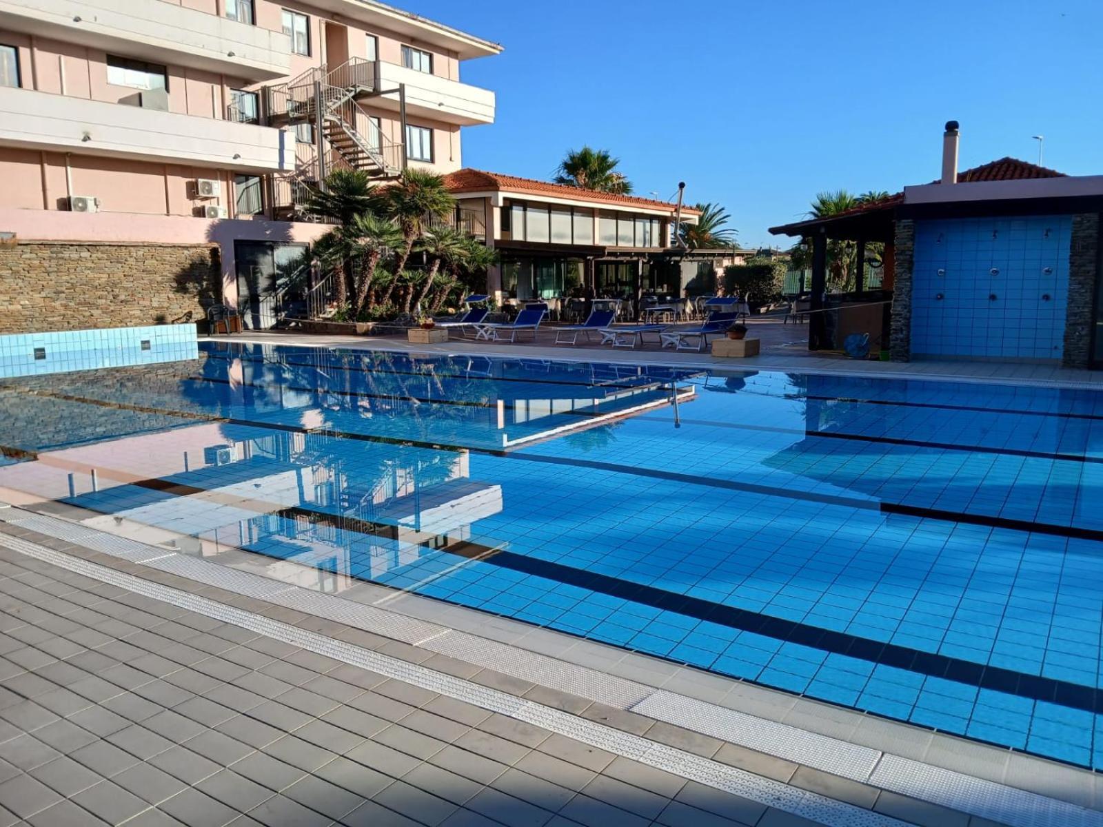 Green Sporting Club Hotel Alghero Bagian luar foto